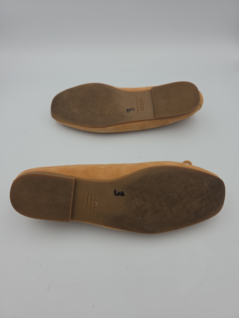 Cole Haan Camel Suede Bow Ballet Flats Size 5.5 - Picture 6 of 6